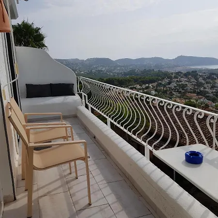 Dom wakacyjny La Trufa - Modern, Spacious In With Panoramic Sea Views